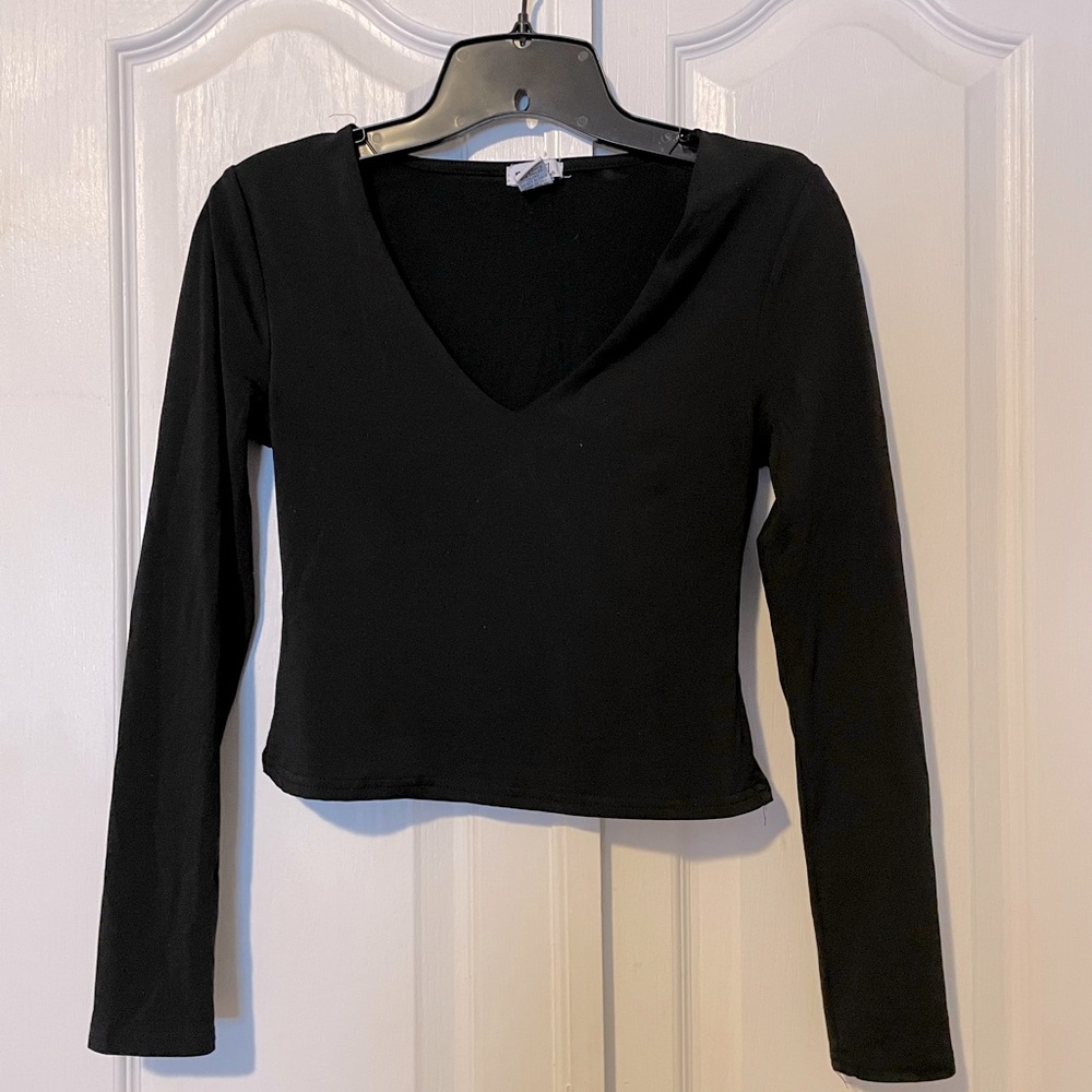 Black fitted long sleeve tank top